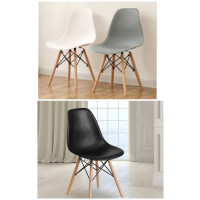 WOODEN LEG CHAIR WHITE